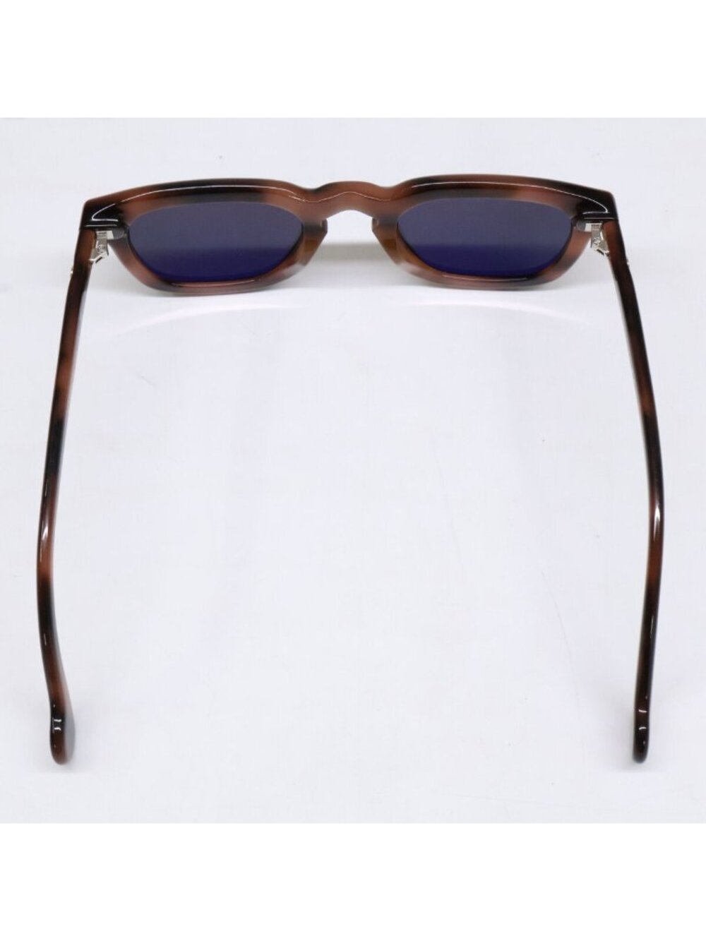 Moncler Mr Wellington Eyewear - Picture 4 of 8
